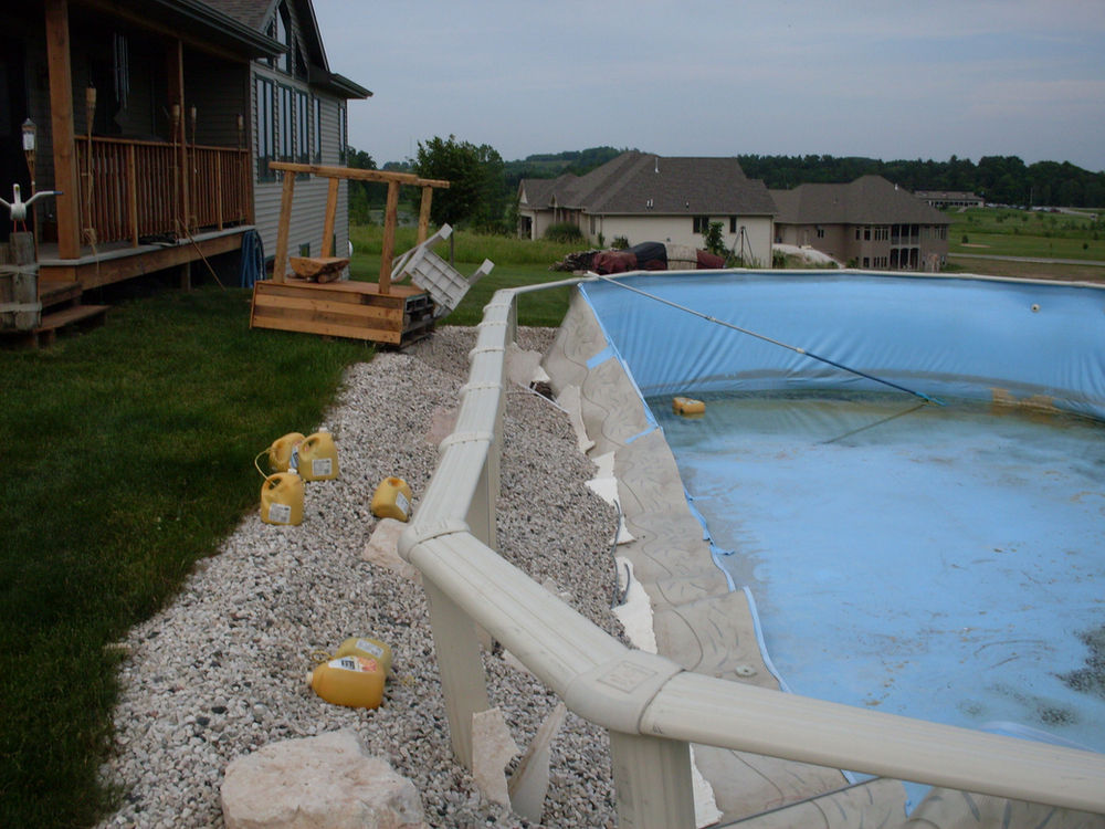 Semi-Inground / Onground Pool sales and installation. Quality Pool Builder