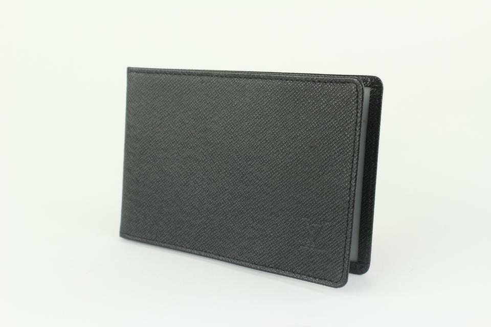 Louis Vuitton Black Taiga Leather Zippy Vertical Wallet | Yoogi's Closet