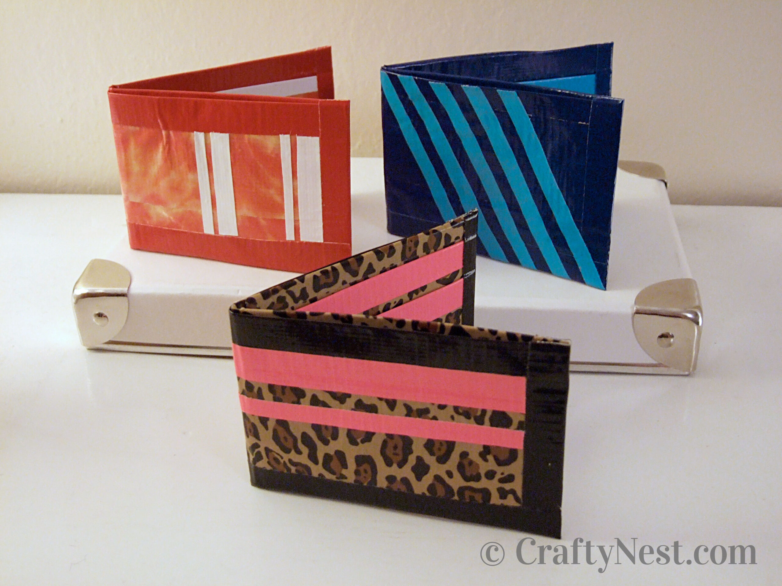 How To Make a Duct Tape Wallet - Welcome To Nana's