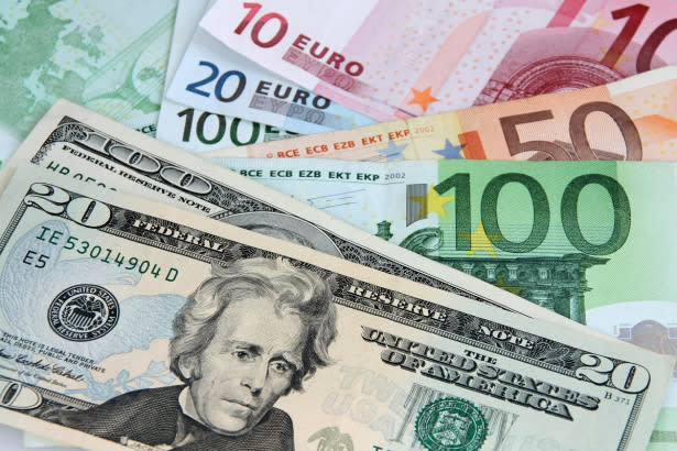 1 EUR to USD | Convert Euros to US Dollars Exchange Rate