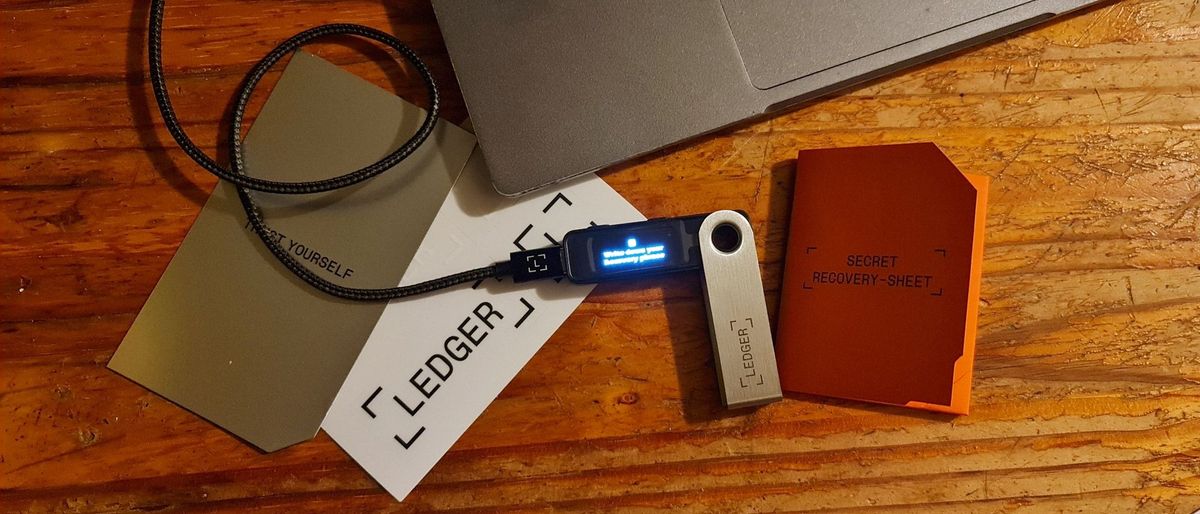 Ledger Nano S Review - 5 Things to Know ( Update)