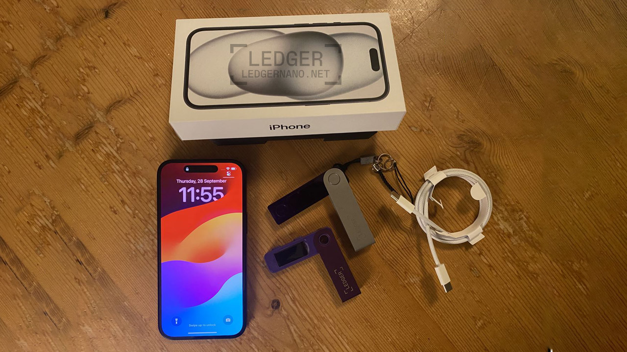 bitcoinhelp.fun: Ledger OTG Kit (On-The-Go Cable Set Cryptocurrency Hardware Wallet) : Electronics