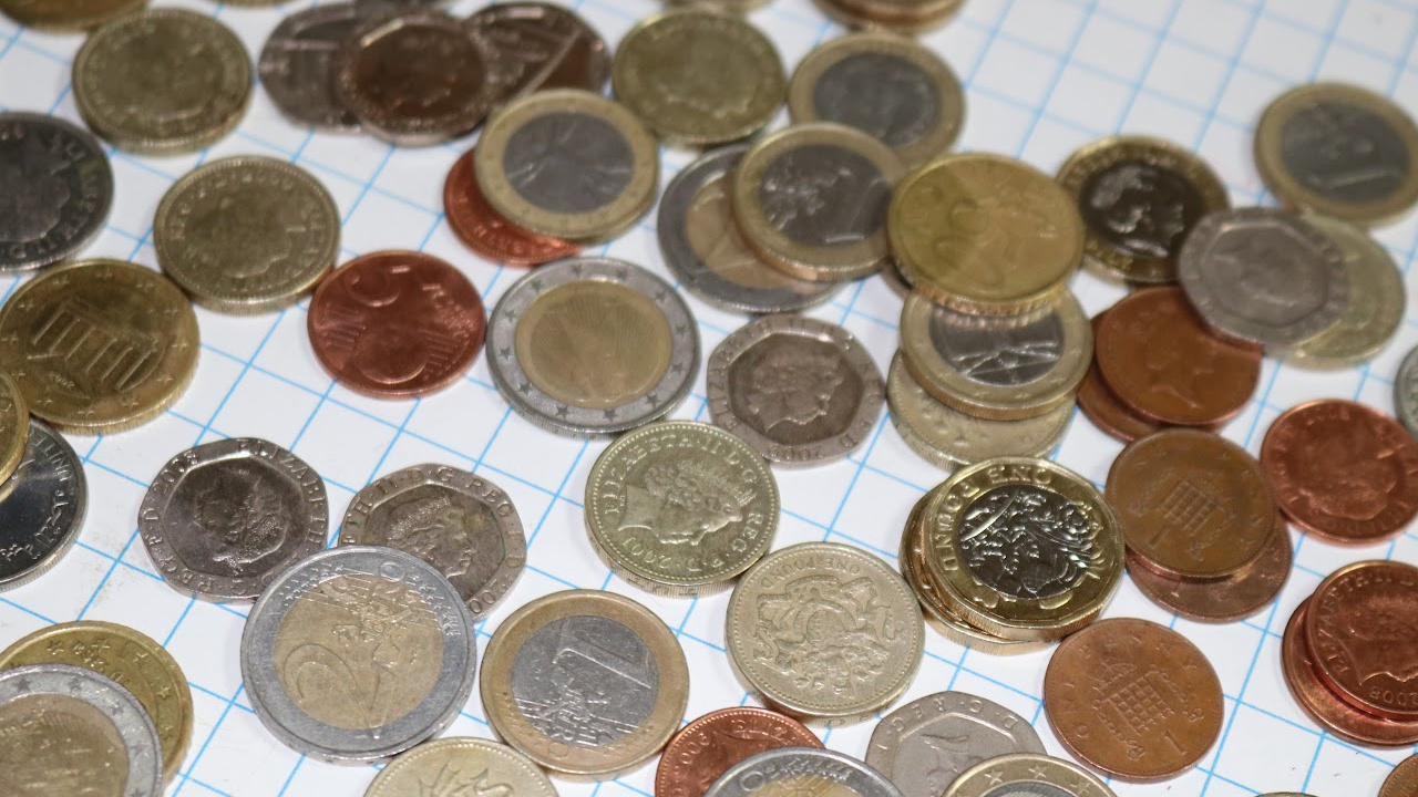 Cash in coins at Coinstar. | Coinstar United Kingdom