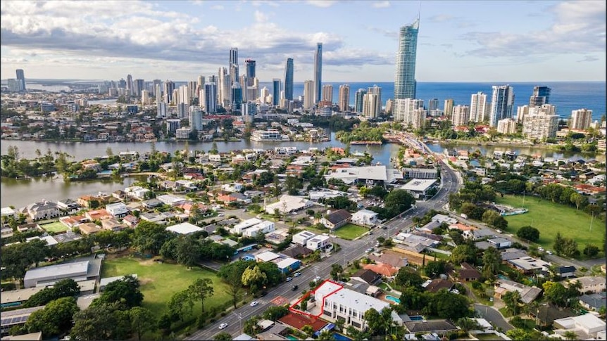 Buy Property & Real Estate in Oceania with Bitcoin | Crypto Emporium