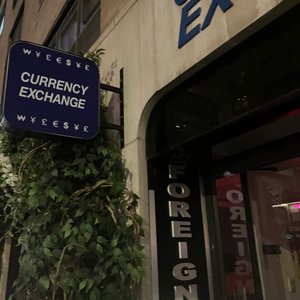 The Worst Places to Exchange Currency