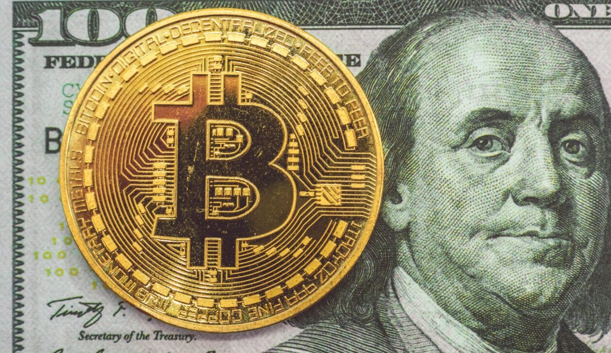 Convert 1 BTC to USD (1 Bitcoin to United States Dollar)