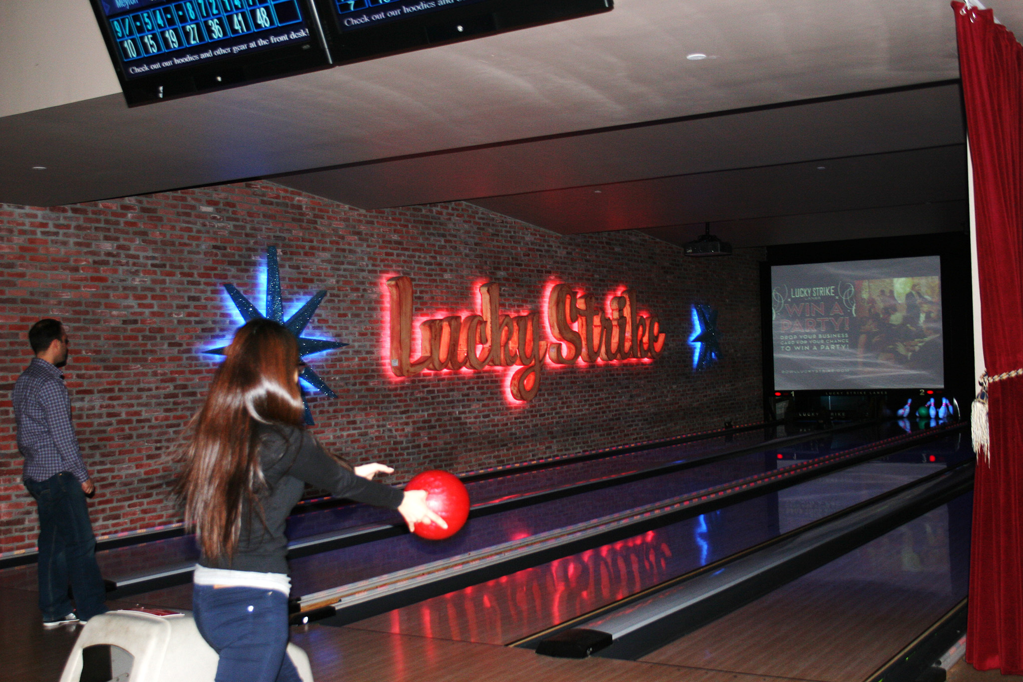 Bowling Alleys in Philly: The Ultimate Guide