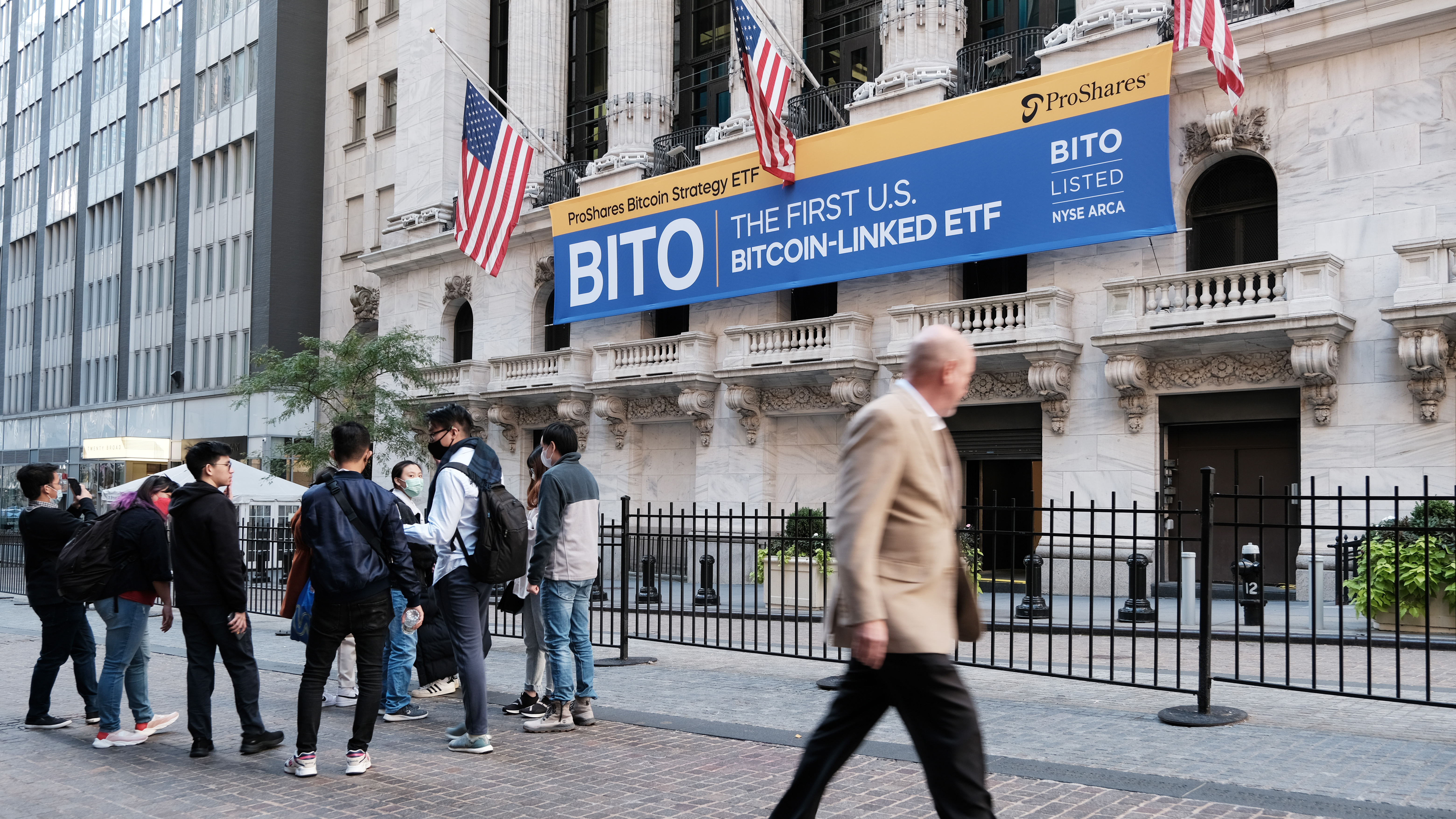 Bitcoin fund hits the New York Stock Exchange - Marketplace
