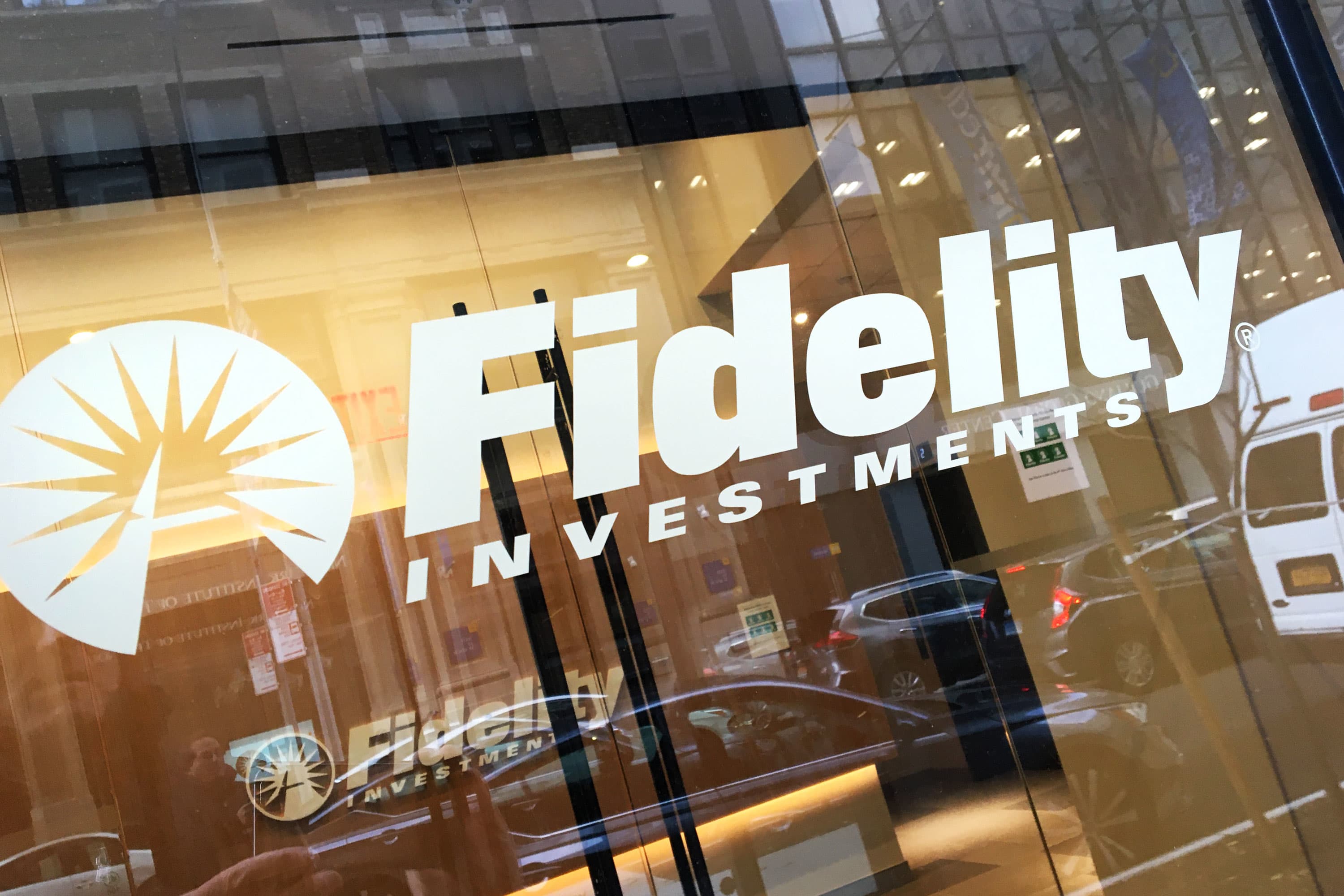 Fidelity sets Bitcoin ETF fee at % ahead of expected SEC approvals | Fortune Crypto
