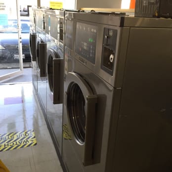 Gentrification and the Laundromat in Los Angeles - Curbed LA