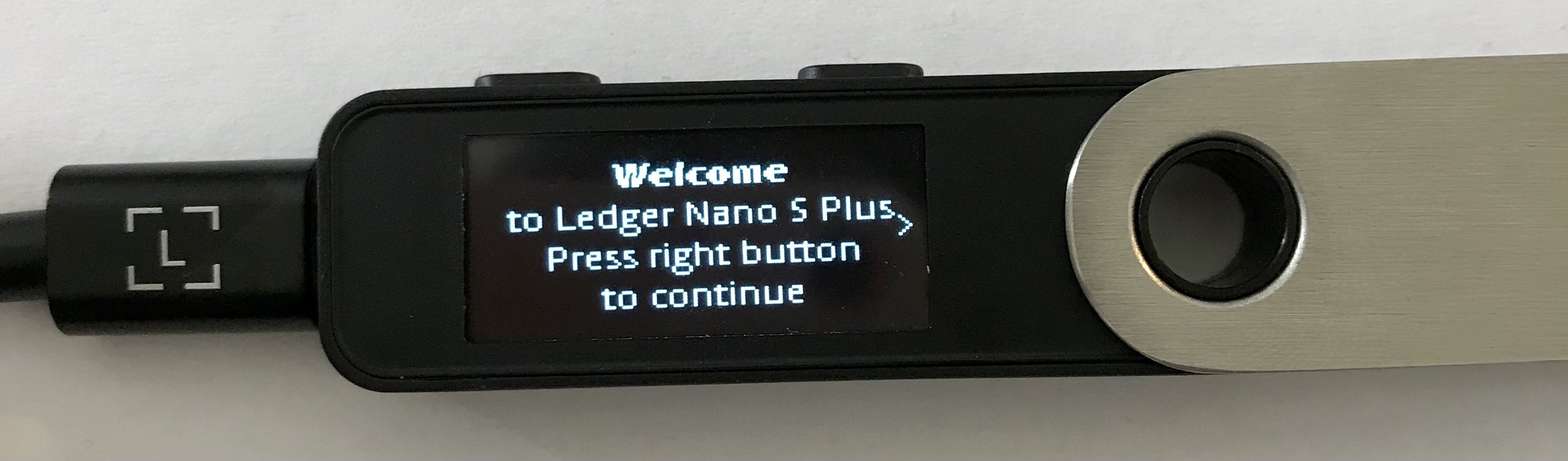 Why doesn't my Ledger Nano S turn on when plugged in? - AI Chat - Glarity