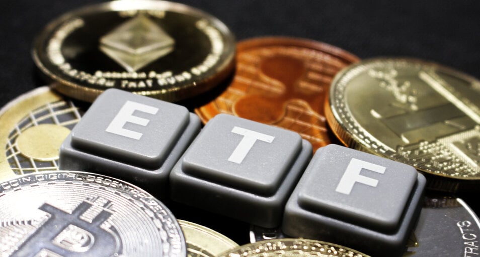 Spot Bitcoin ETFs Are Approved by SEC, Cleared To Start Trading Thursday