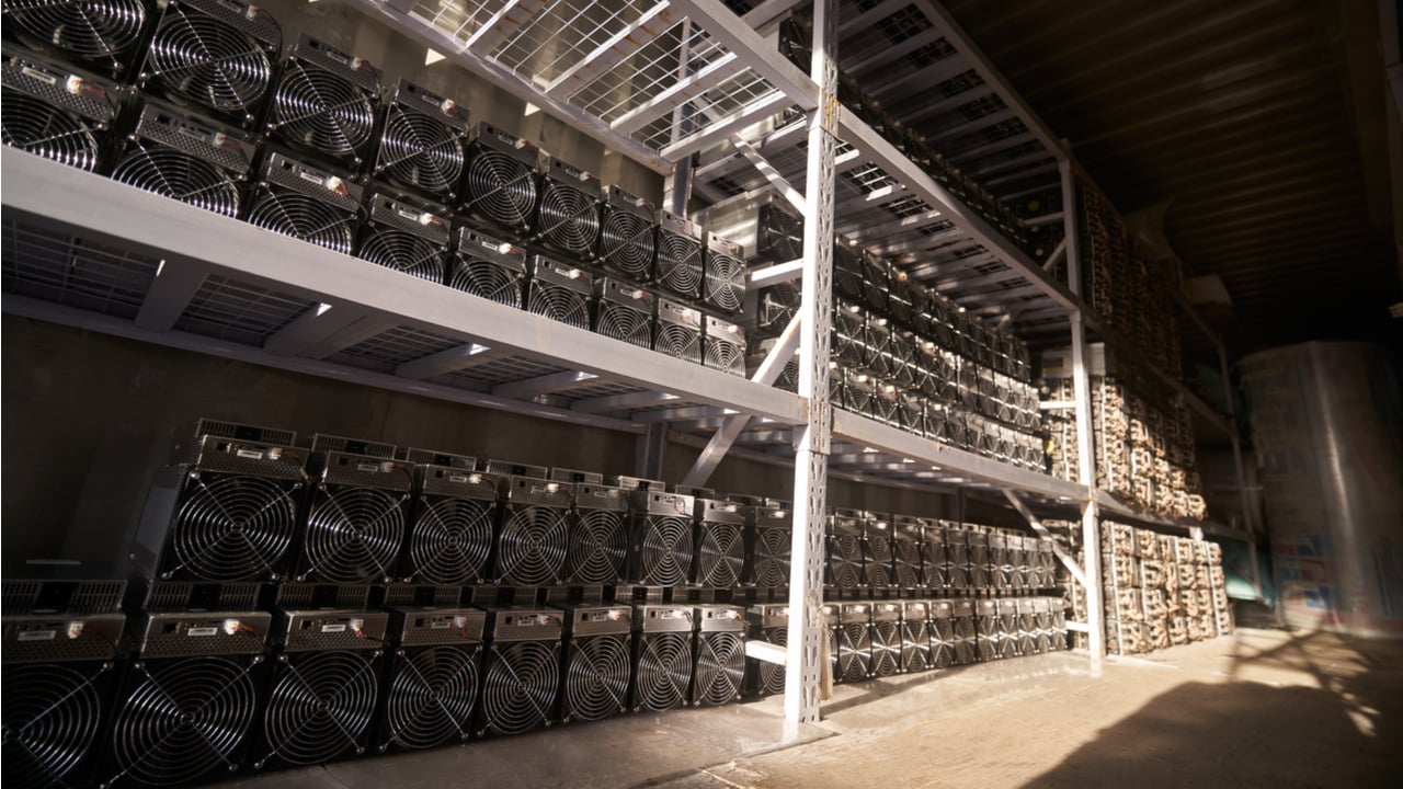 El Salvador partnership to build $1 billion bitcoin mining farm | Reuters