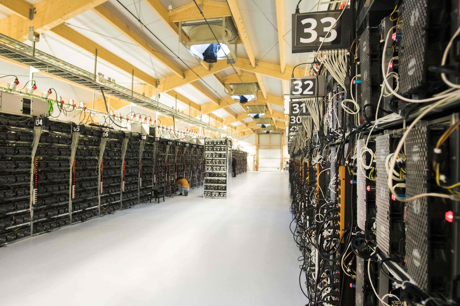 Cryptocurrency mining: is Iceland getting too dependent on it? | Sifted