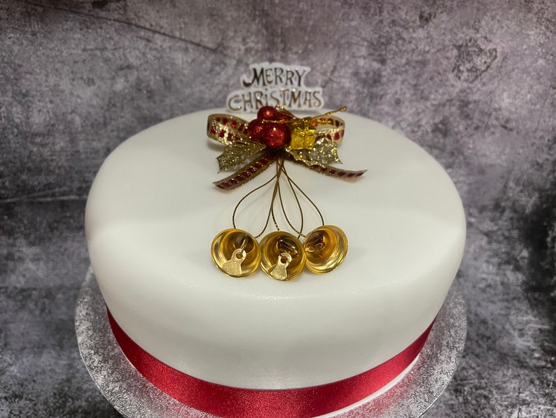 Christmas Cake Selection | Buy Christmas Cakes Online | Bettys