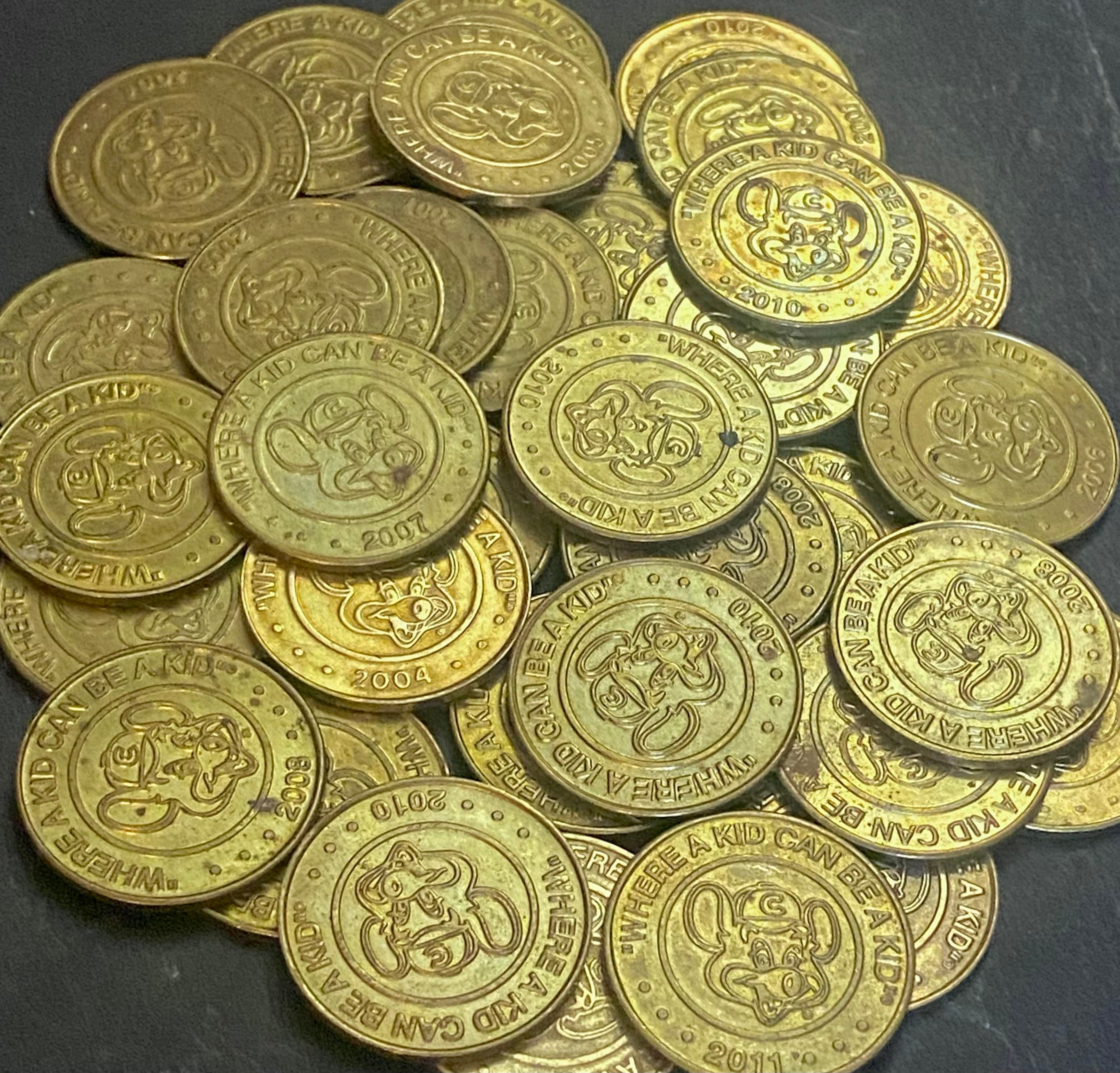 Old Chuck E cheese tokens | Museum of the Game Forums