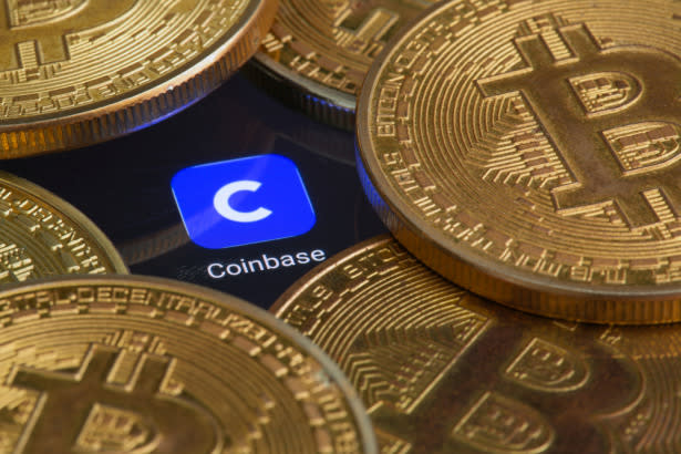 Cryptocurrency exchange Coinbase blocks 25, Russia-linked wallets