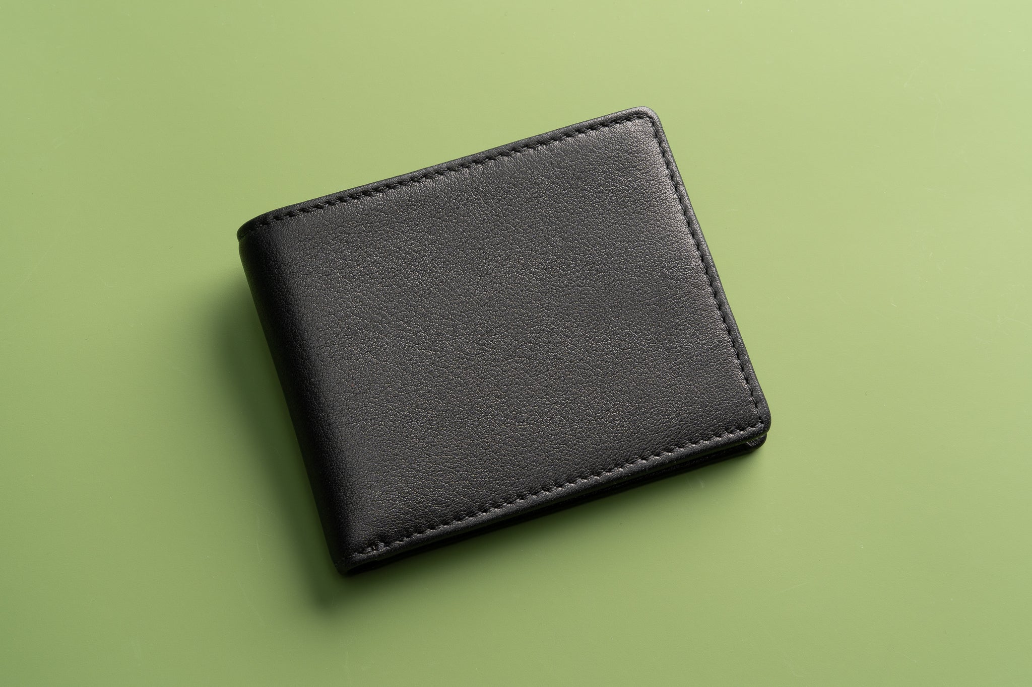 20 Best Front Pocket Wallets, According to Our Editors