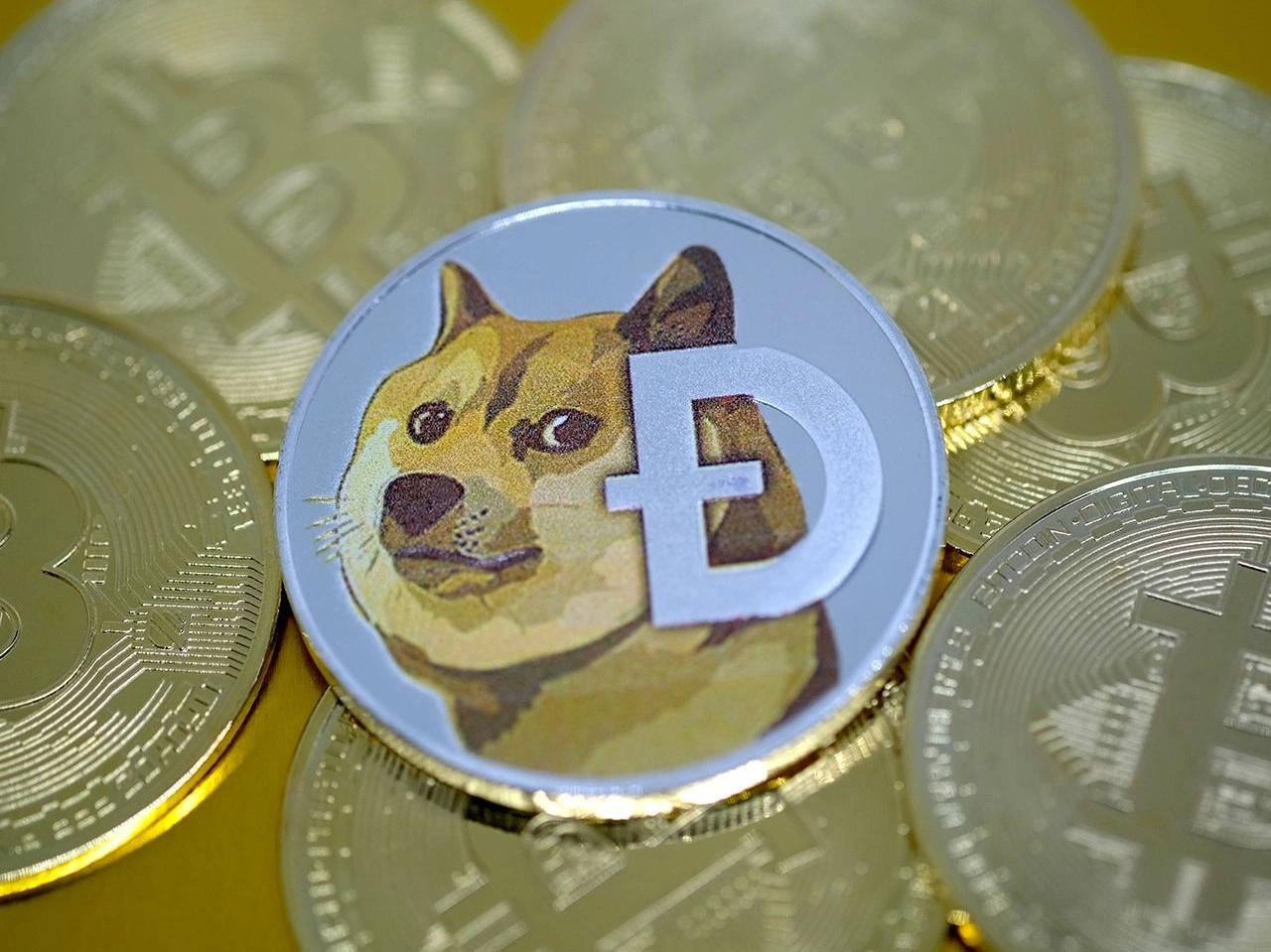 Dogecoin — Википедия