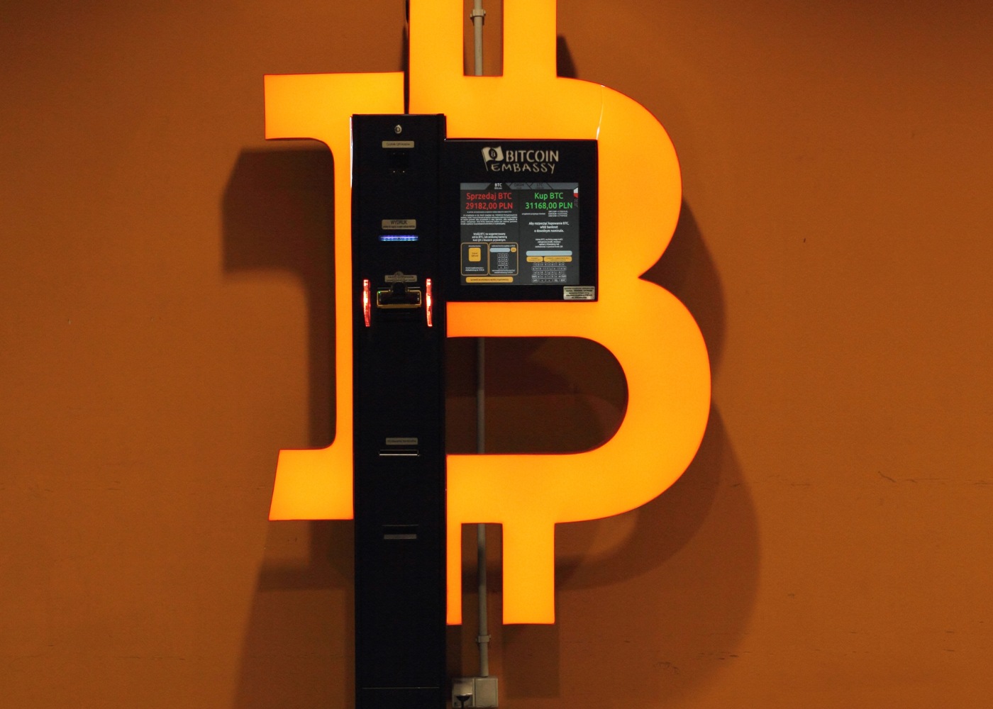 Dubai’s first Bitcoin ATM opens up currency debate