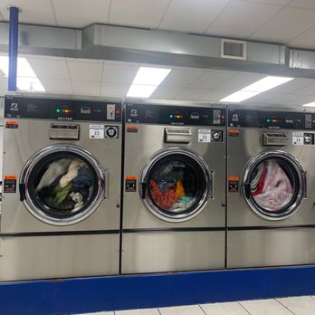 Home | Tons of Bubbles Laundromat, Inc.
