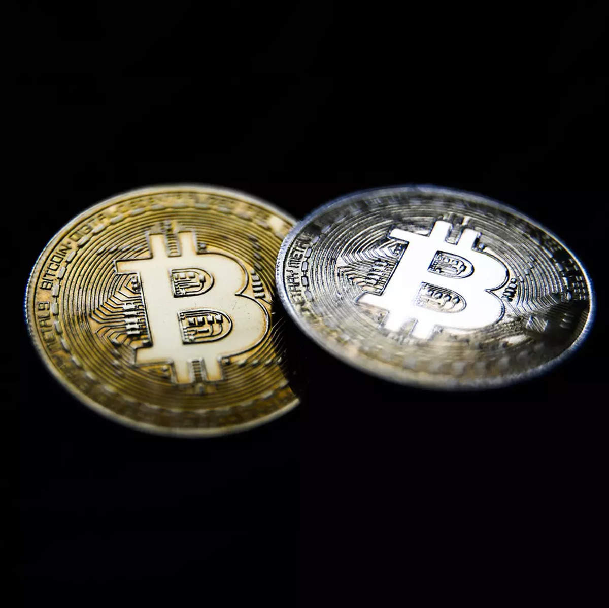 Convert 10 BTC to USD (10 Bitcoin to United States Dollar)