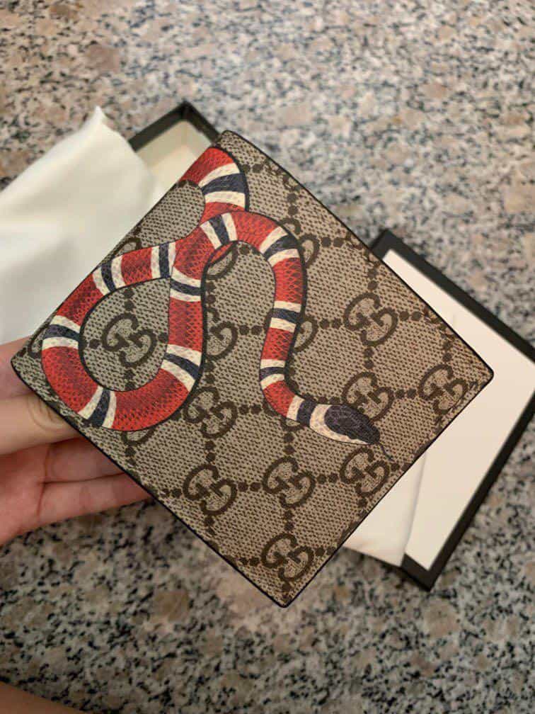 How to Spot a Fake Gucci Bag - The Study