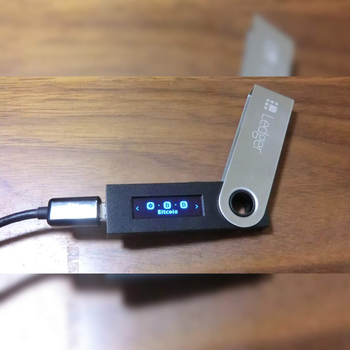 Ledger Hardware Wallet Review | bitcoinhelp.fun