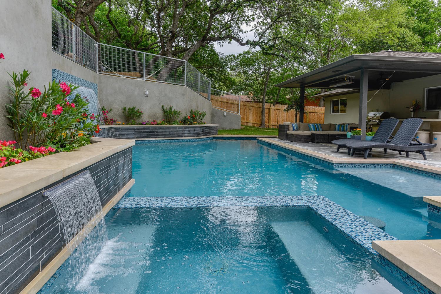 Top Five Things to Consider when Selecting New Pool Tile