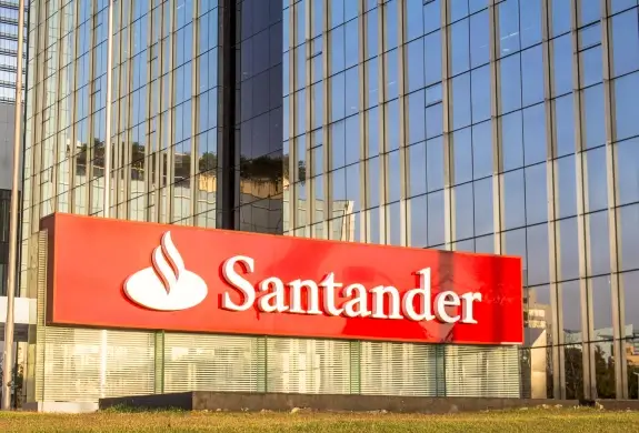 Santander Private Bank Introduces Bitcoin, Ethereum Trading for Clients in Switzerland