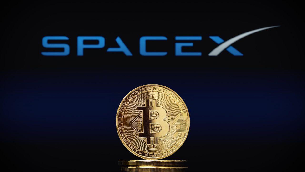 Bitcoin shaken out of lull by SpaceX sale worries