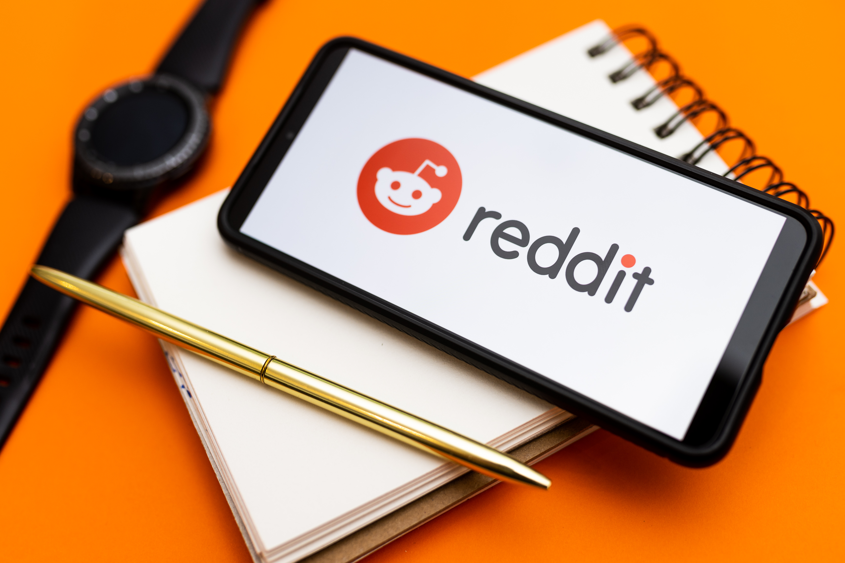 12 Best Reddit Stocks To Buy Now