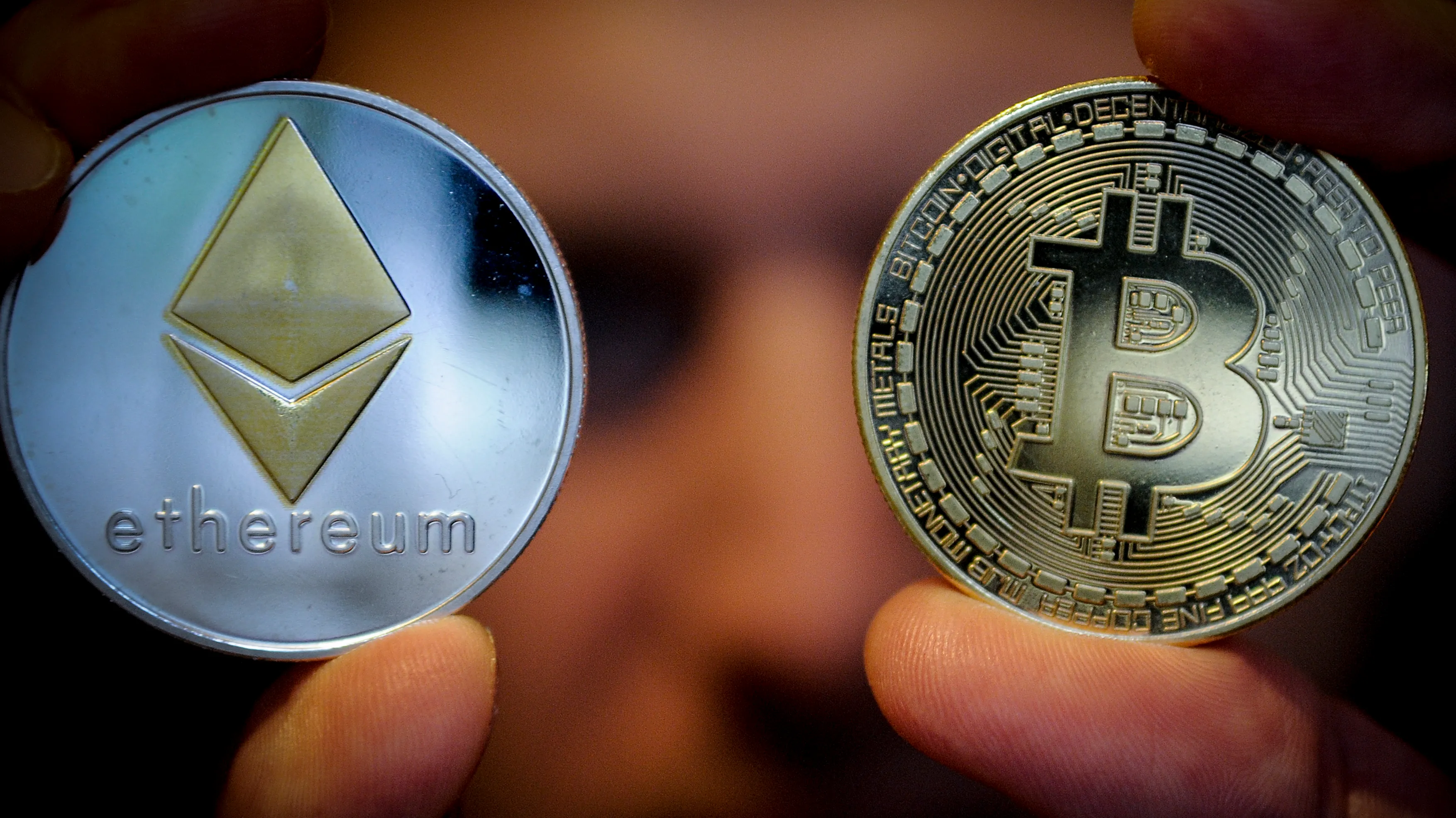Bitcoin vs Ethereum: What’s the difference? - NerdWallet